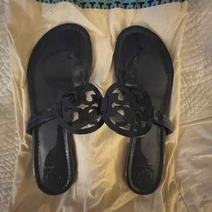 Tory Burch. GUC. Size 10.5. Navy Patent Miller Sandal.